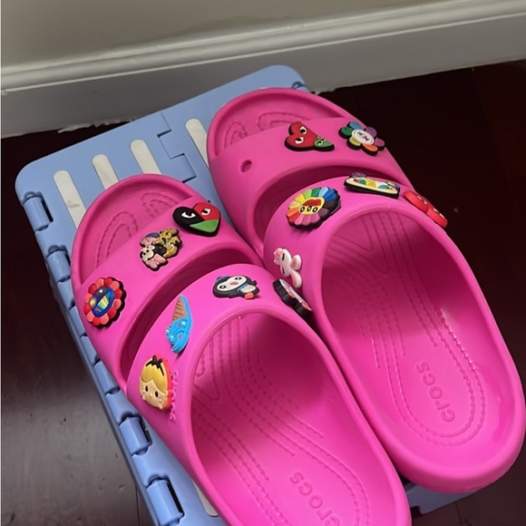 CROCS Pink Sandals with Decorative Charms - Picture 1 of 3